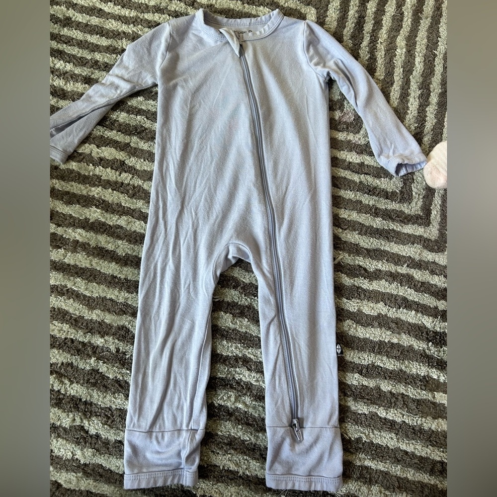 Kyte Baby Gray/ light blue sleeper - Picture 1 of 2